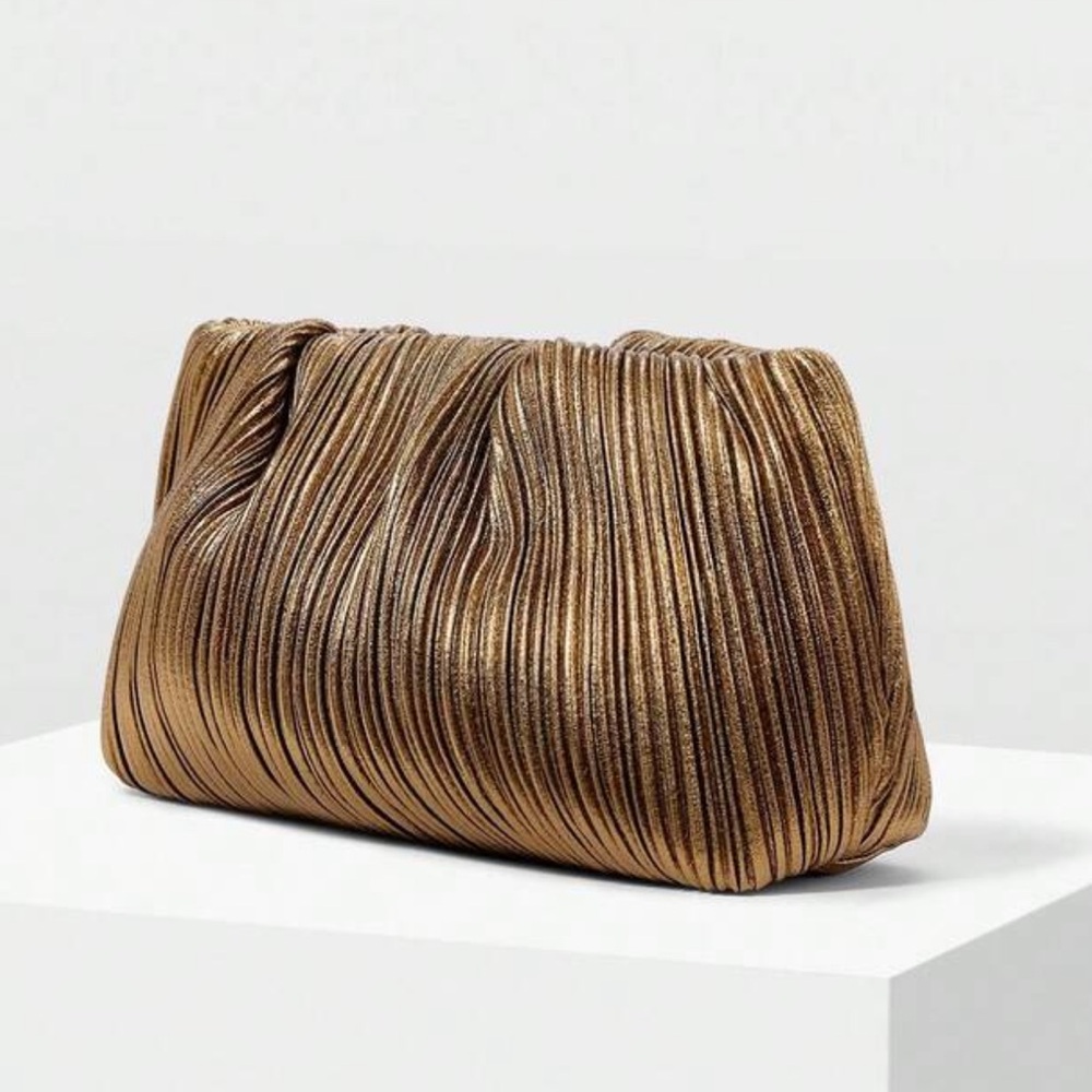 Elegant Pleated Brown Clutch Bag - Women - Picture 3 of 7